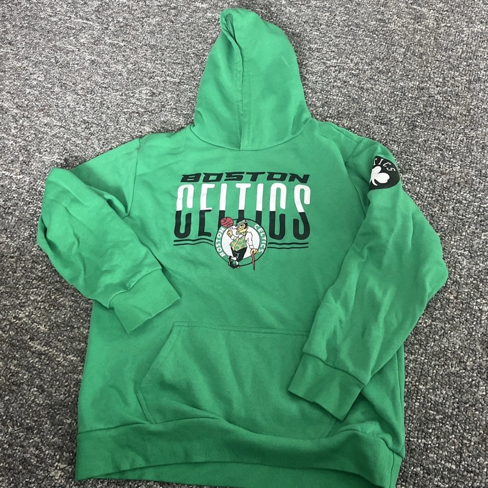 Boston Celtics Hoodie Youth Size XL 18-20 Green Long Sleeve Pullover